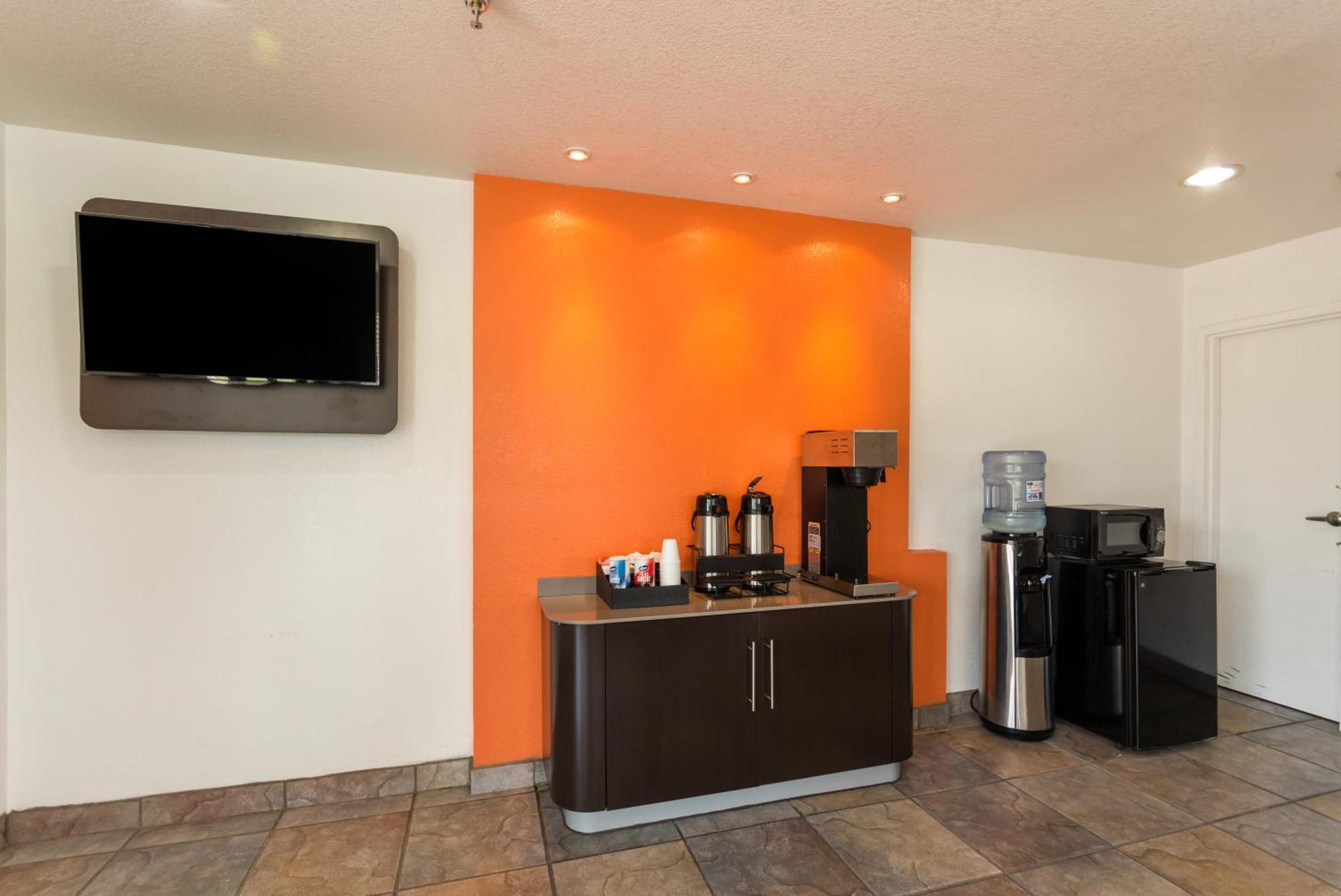 Americas Best Value Inn & Suites Humble Exterior photo